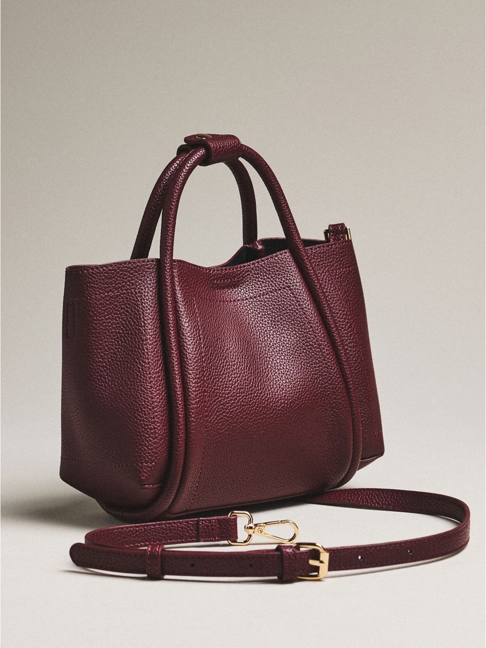 Anthropologie Women’s Pebbled Satchel Bag in Wine